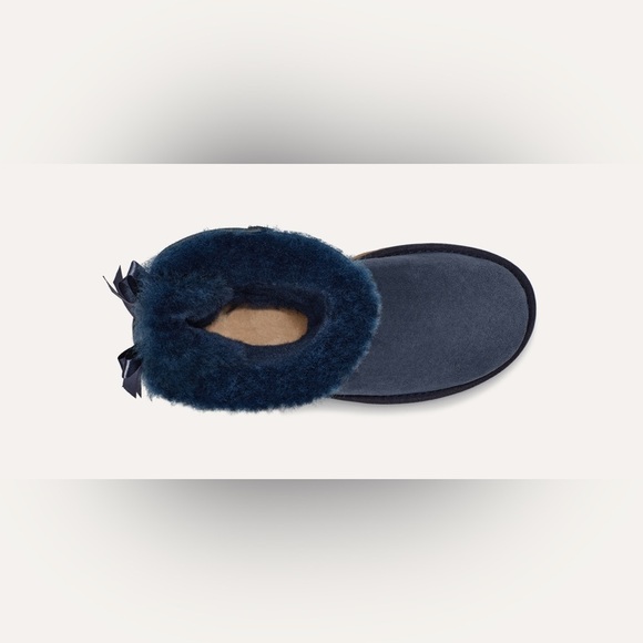UGG Bailey Bow II Blue Size 6 USED CONDITION - Picture 5 of 14